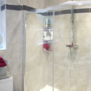Warsash en suite supplied by Taps and Tubs