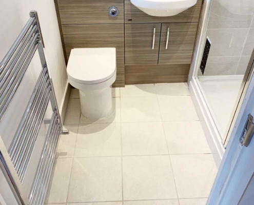 Ensuite in Sarisbury Green completed by Taps and Tubs